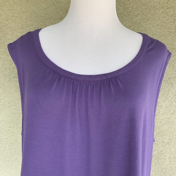 🔥🔥🔥3/$20🔥🔥🔥 Muted Violet Rayon Jersey Top - Picture 5 of 8